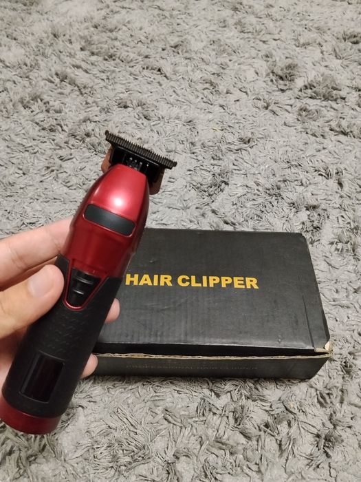 Машинка для стрижки по типу Babyliss Skeleton