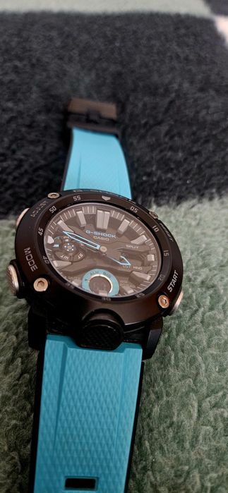 Sprzedam Casio G-Shock Ga-2000-1A2
