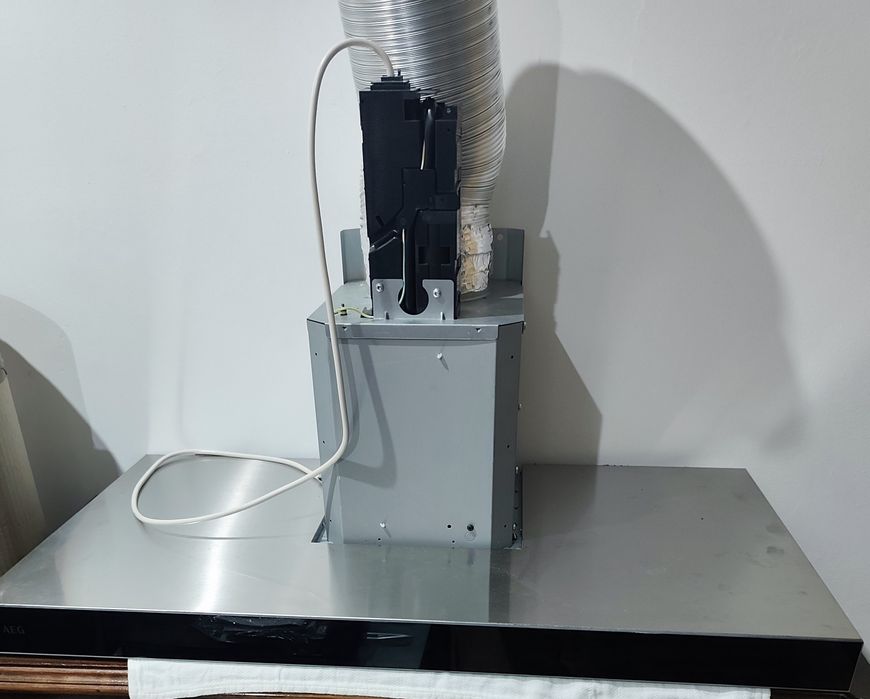 Exaustor AEG novo