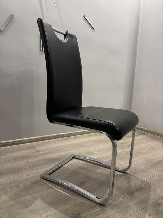 Krzesło  czarne nowoczesne