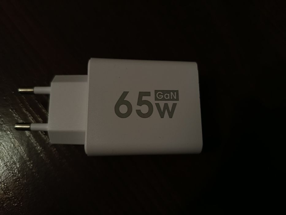Блочок зарядки 65w GaN 3 входа
