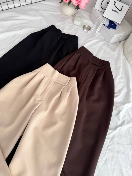 Брюки з регулюванням талії