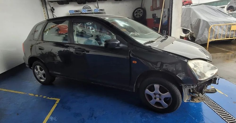 Honda Civic 1.4i de 2002 ás peças