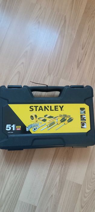 Spredam nowy zestaw narzędzi Stanley