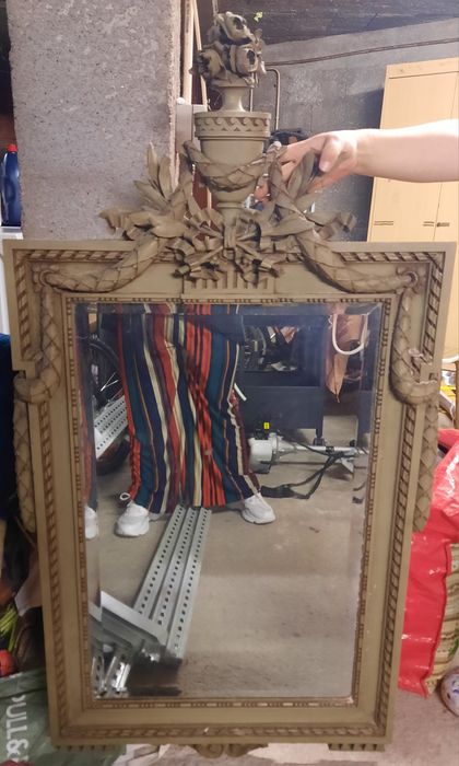 Espelho com trabalhar antigo64365352603267122