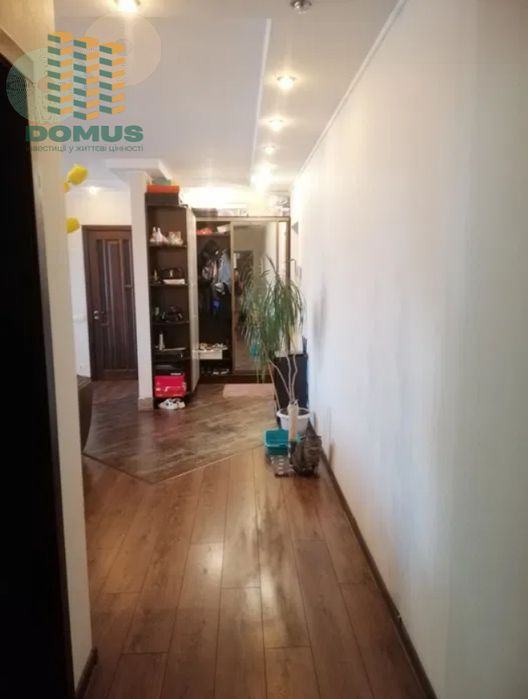 Продам 3- комн ЖК "Вернисаж", Таирова! Переуступка, есть балкон!