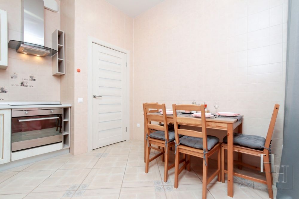 ЦЕНТР 2-кім квартира. вул Крушельницької + Звітні документи