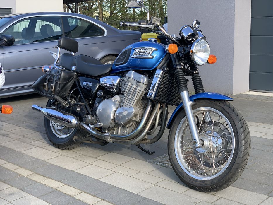 Triumph Thunderbird 900 Bonneville Custom, zarejestrowany