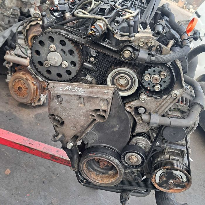 Мотор Двигун VAG VW 1.6 TDI CAY CAYE Caddy Touran Passat