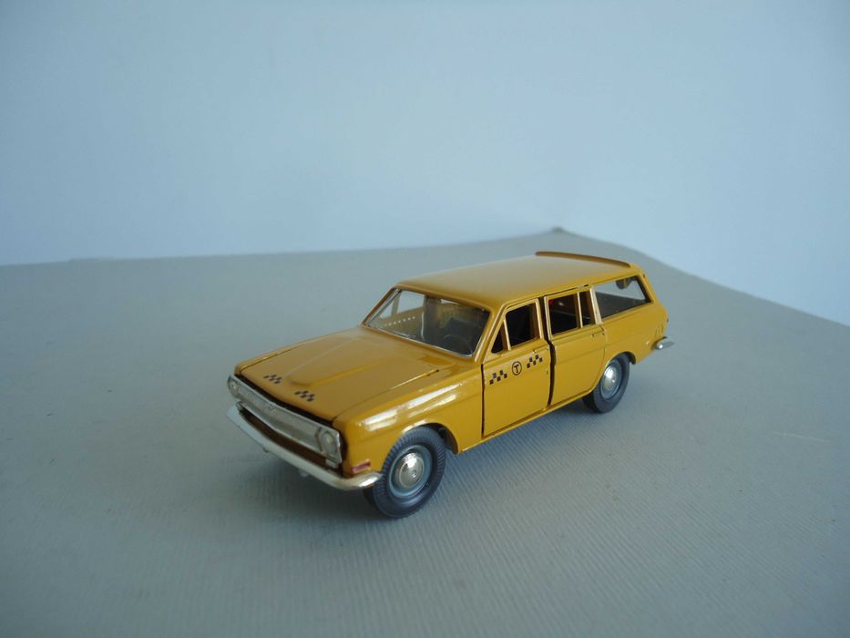ГАЗ 24 Волга такси СССР 1:43 модель, 1979г чёрный салон: 20 000