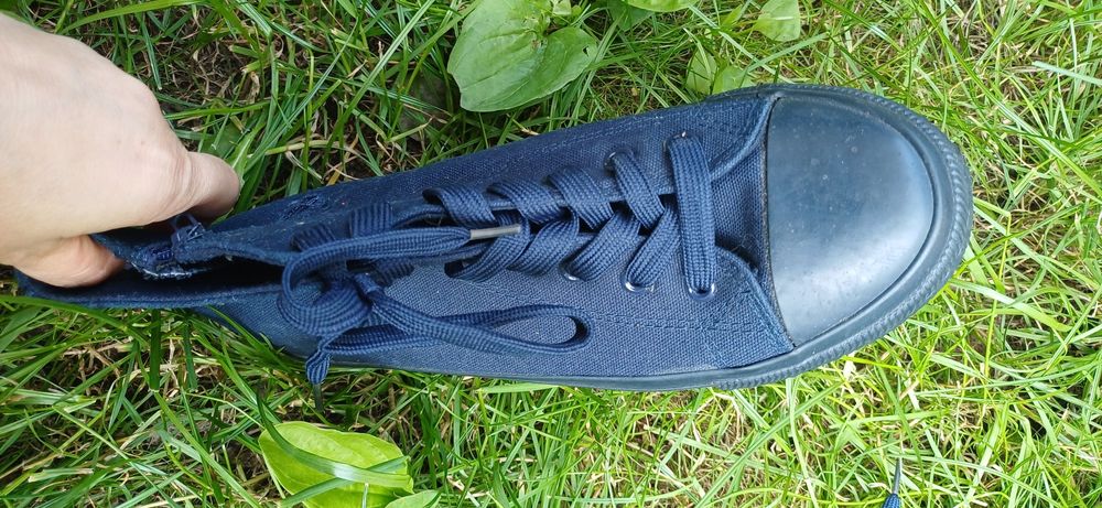 Tenisówki granatowe 43 męskie nowe