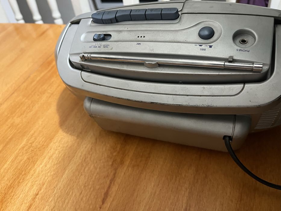 Radiomagnetofon Thomason