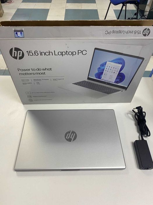 Ноутбук HP 15  Intel Core i7-1355U/ 16GB DDR5/ 512 Ssd
