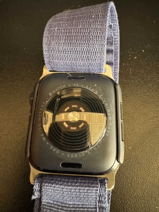 Apple Watch SE (2. generacji) 44mm GPS