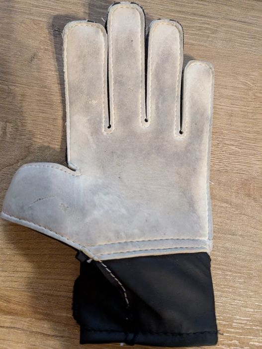 Rękawice bramkarskie r. 6 ADIDAS