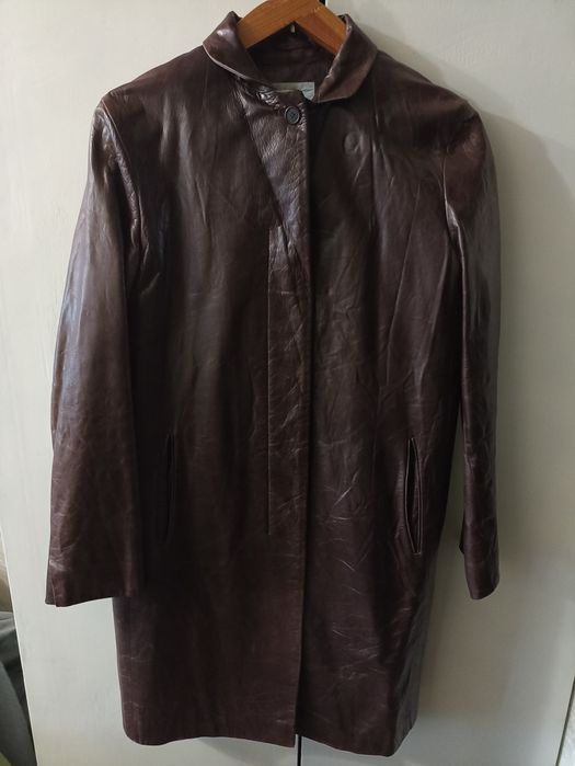Жіночий шкіряний плащ