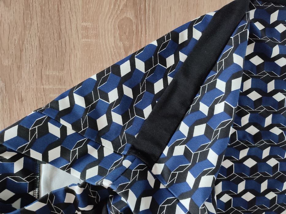 Spódnica ołówkowa Amisu