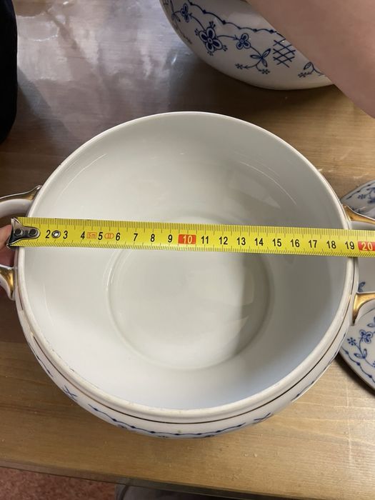 Синий лук, предметы из сервиза