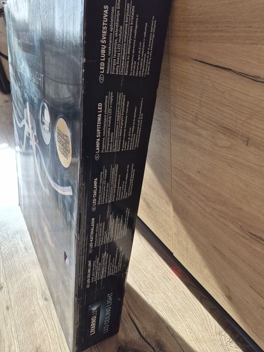 Lampa LED, NOWA.