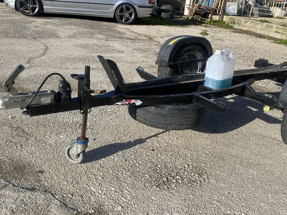 Atrelado p/ mota com rampa retractil