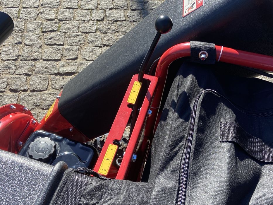 Aspirador de folhas profissional com biotriturador