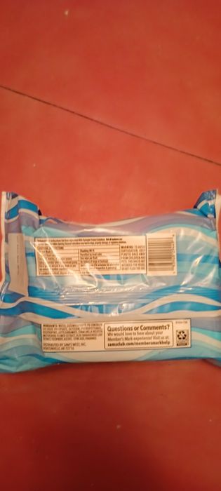 Продам влажные салфетки Мемберс Марк. Большой размер