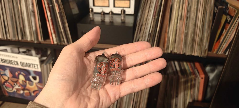 Lampy elektronowe 2x ECC83 / 12AX7 JJ Electronic 2 sztuki