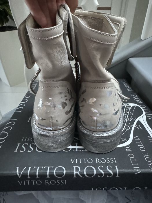 Демисезонные ботинки