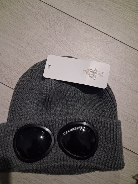 Czapka cp company Nowa z metką