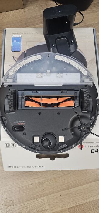 Пилосос робот Xiaomi roborock E4 з вологим прибиранням