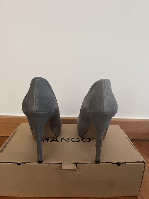 Sapatos salto alto mango