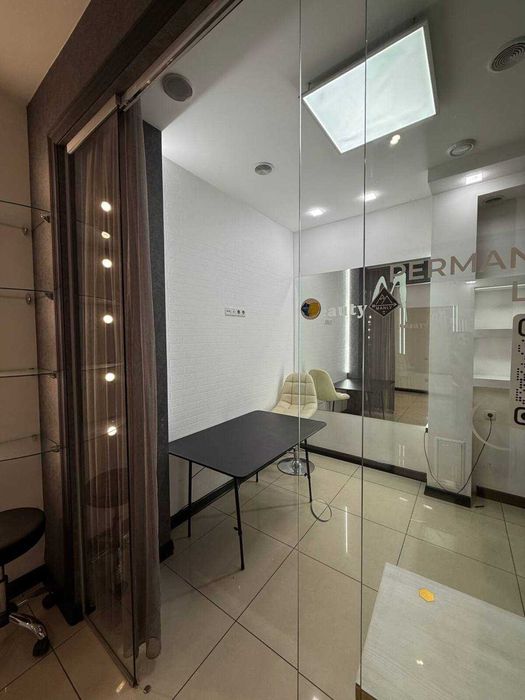 Ідеальне приміщення на оренду. Фасад.