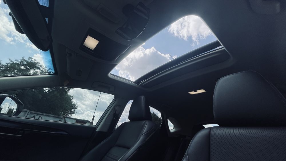 Надійний Lexus nx 200t