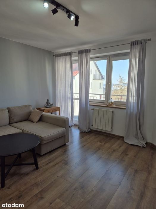 Mieszkanie w Gdyni z balkonem i garażem