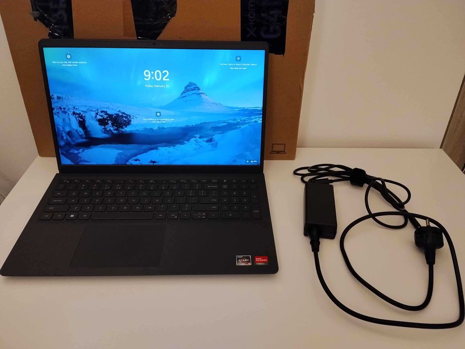 Laptop Dell 3525 idealny