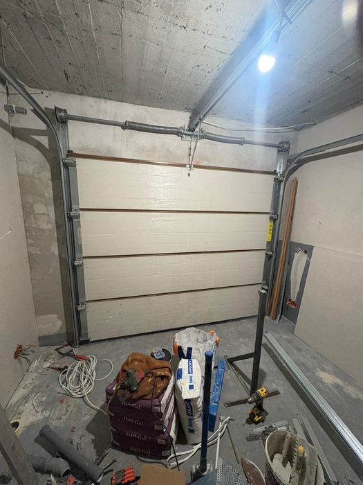 Brama garażowa segmentowa Wiśniowski 2500x2100 Złoty dąb