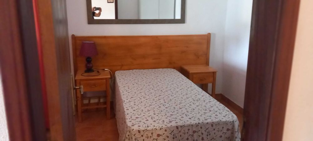 Aluga-se 2 Quarto Junto à Escola Agrária e Enfermagem