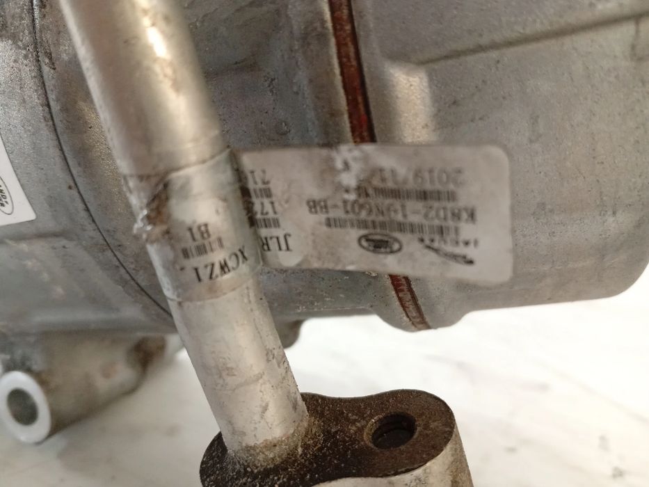 Compressor AC LAND ROVER Range Rover Evoque (L551)