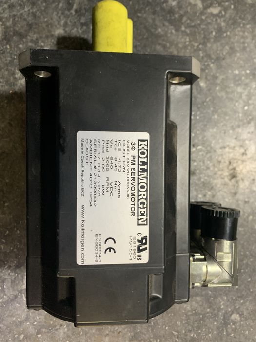 Серводвигатель Kollmorgen AKM52G-CCCNR-00 (2.09 kW / 3000 RPM)