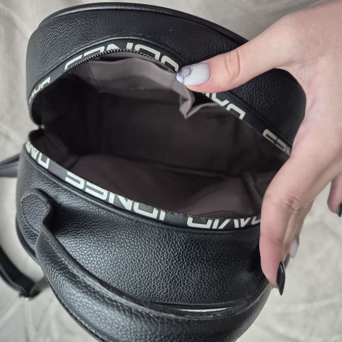 Чорна сумка шкіра