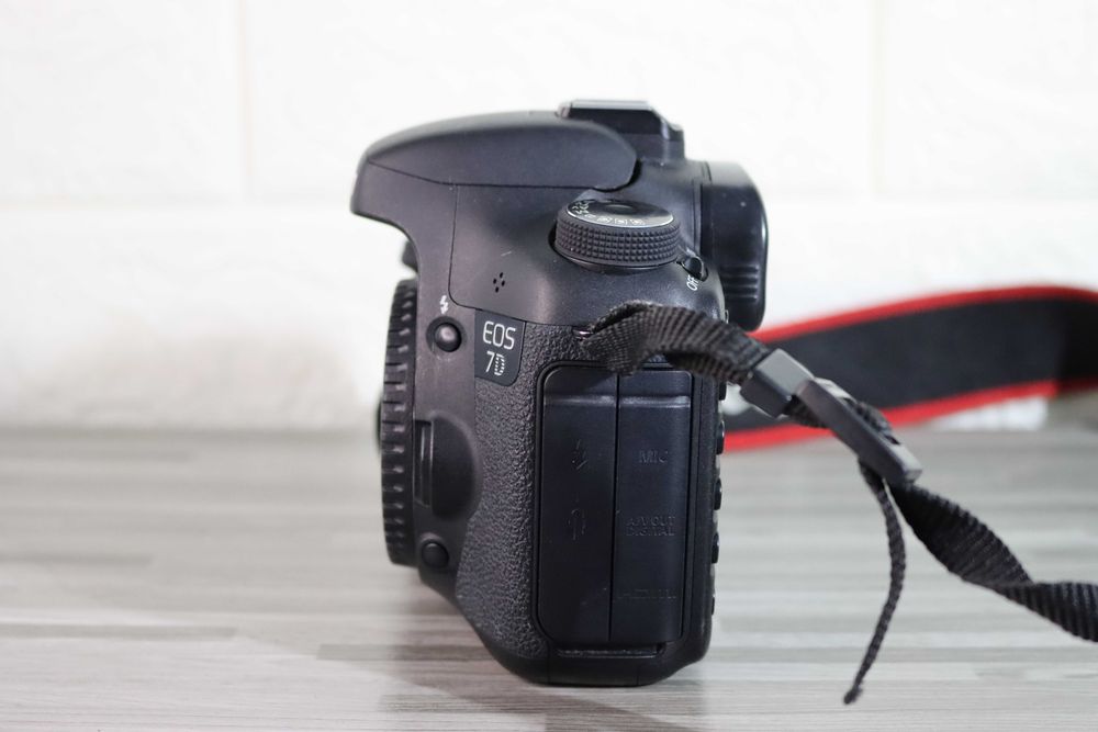 Aparat Canon EOS 7D Body