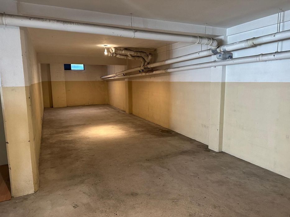 ALUGA-SE Garagem / Armazém com 60m² em Rio Tinto