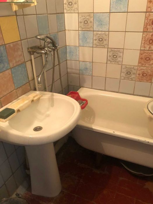 Продам 2комн. кв-ру в п. Эсхар пл. 52 кв.м