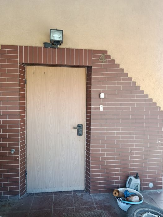 Sprzedam dom dwupietrowy w Żarach