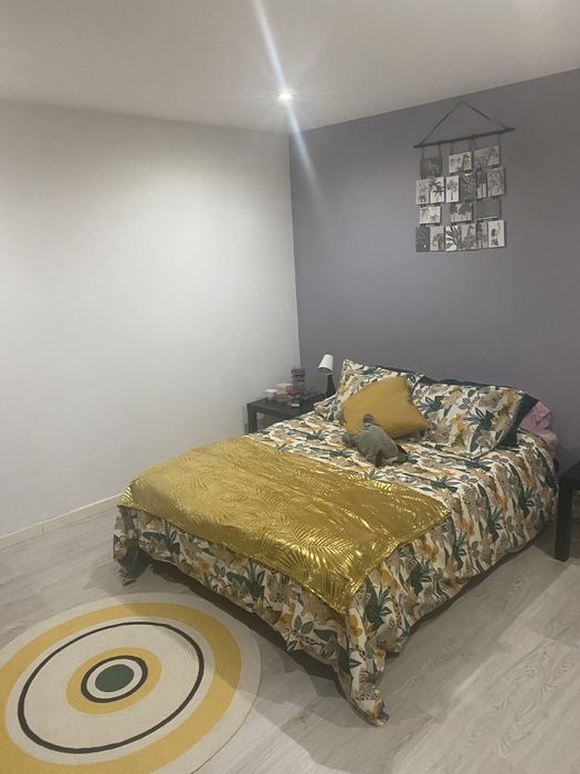 Cama estrado com colchao