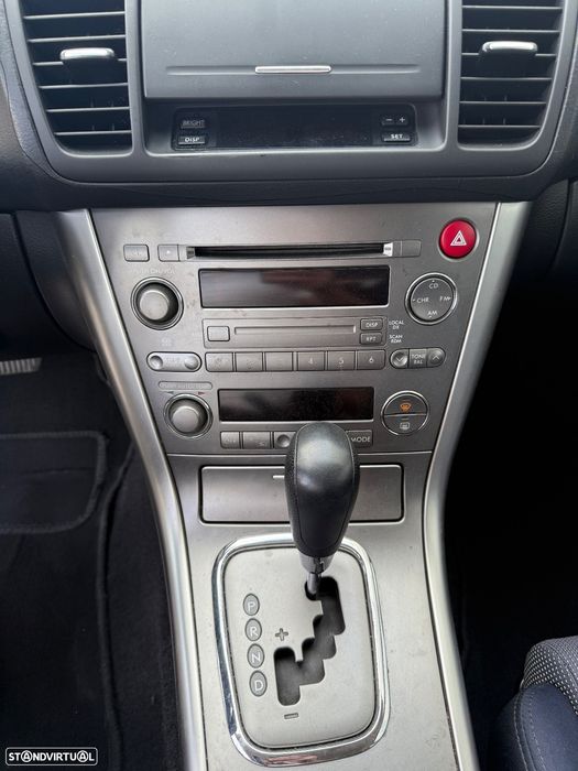 Subaru legacy 2.0 137cv