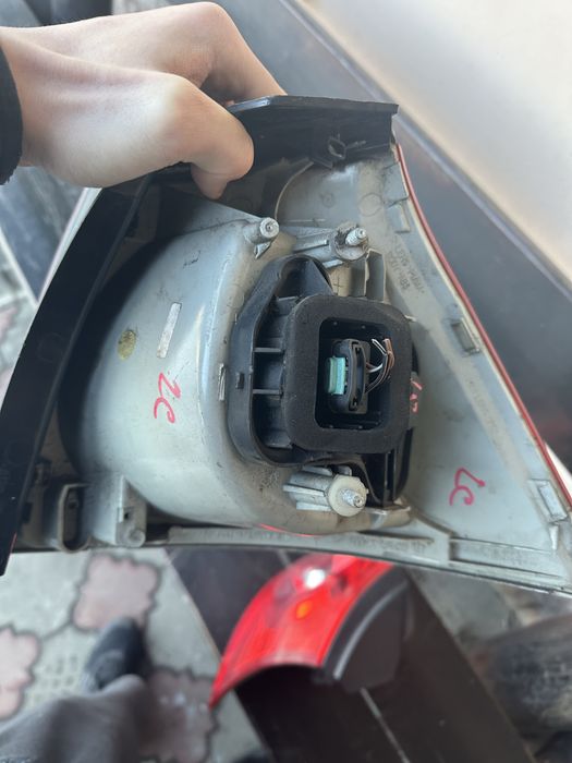 Продам стопи гольф 5