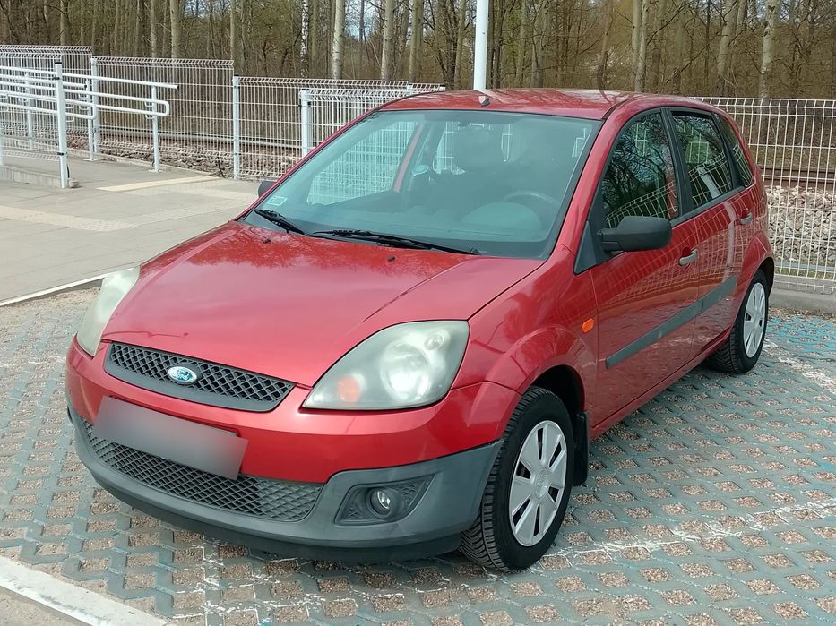 Ford Fiesta Ford Fiesta 1.3 z 2005 r. z niskim przebiegiem