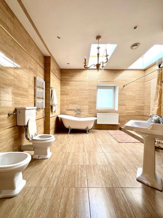 Здам в оренду будинок,Сокольники,700м2,вулиця Білоі акаціі