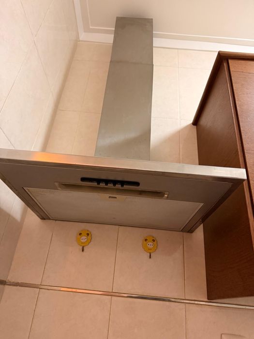 Forno elétrico e exaustor Ikea